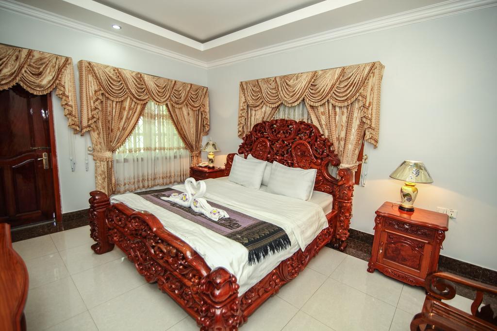 Monorom 2 Vip Hotel Kampong Cham Exterior photo