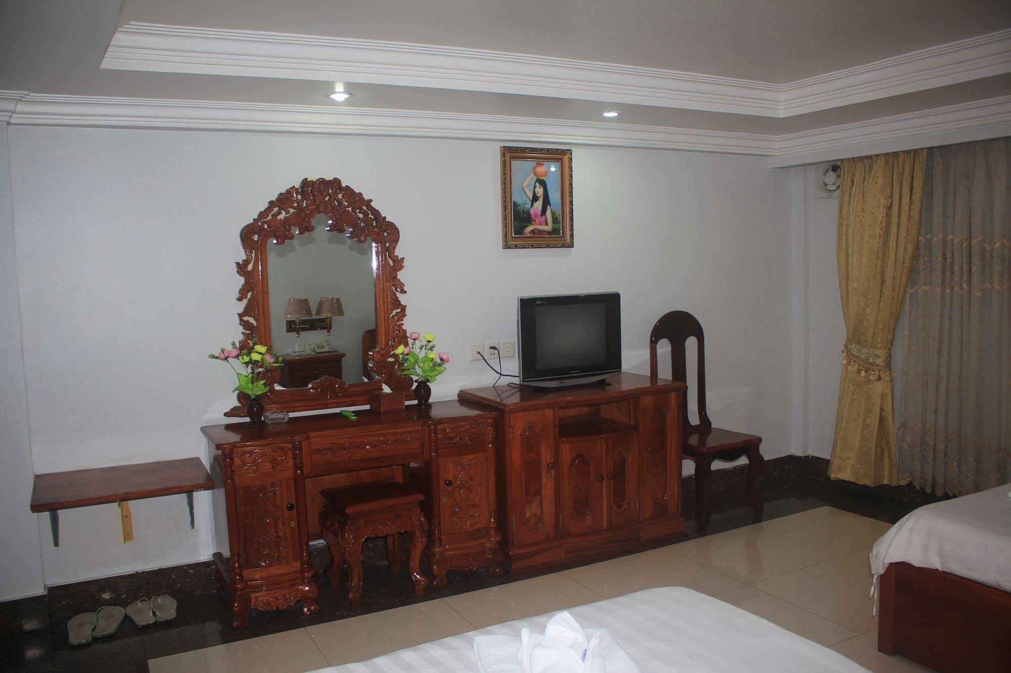 Monorom 2 Vip Hotel Kampong Cham Exterior photo